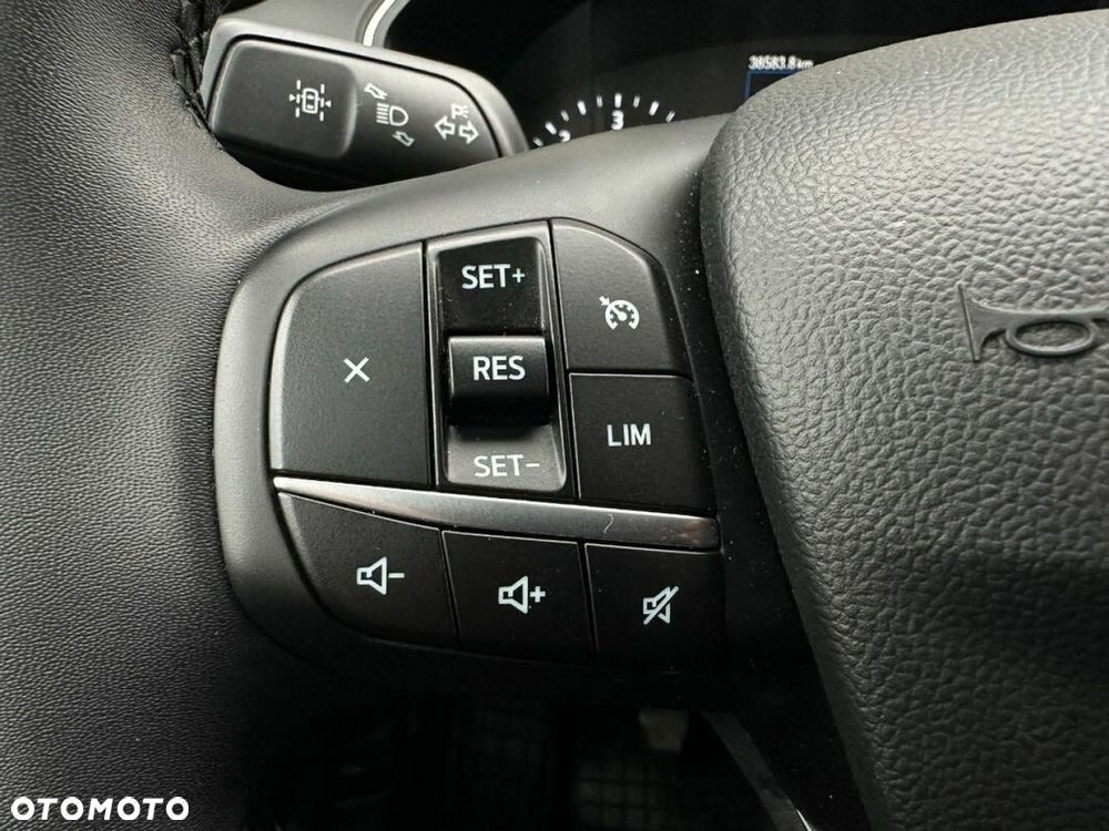 Ford Kuga - 20