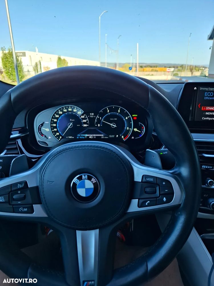 BMW Seria 5 520d Touring Aut. - 19