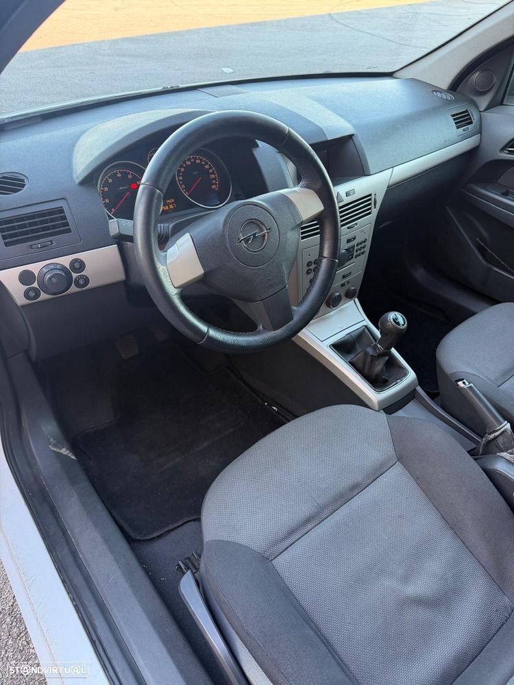 Opel Astra - 4