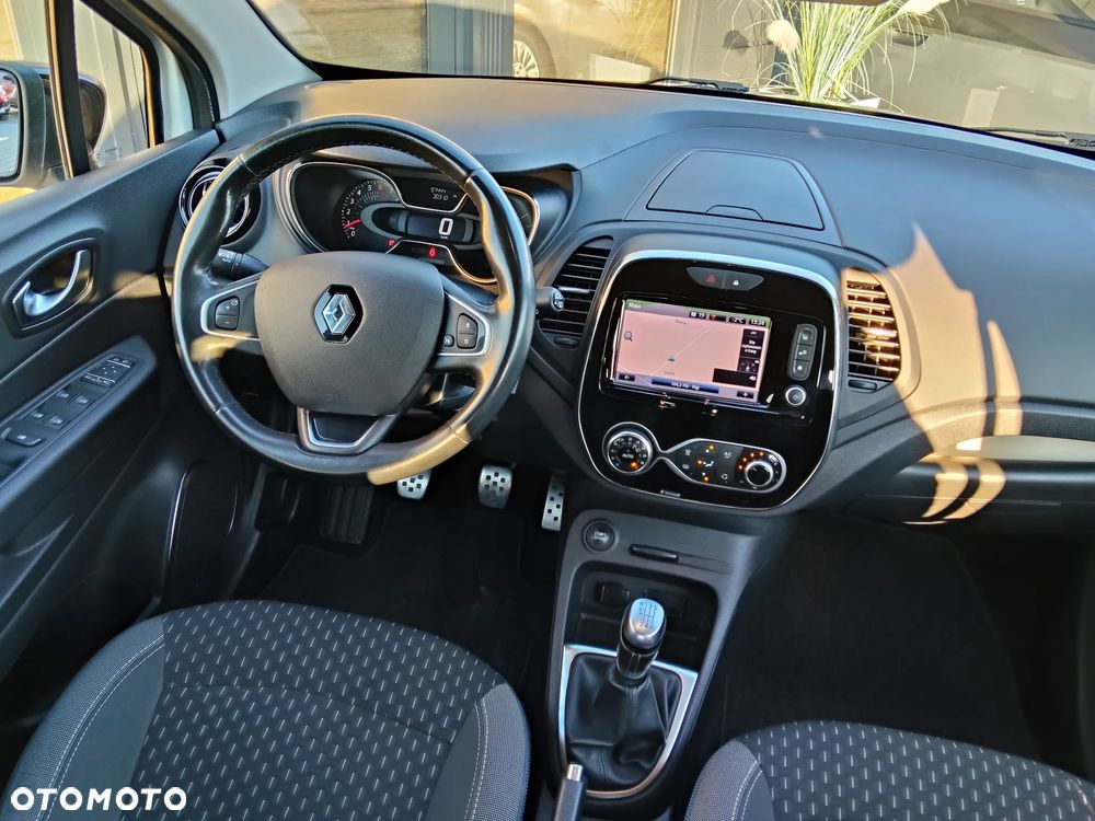 Renault Captur TCe 150 GPF INTENS - 22