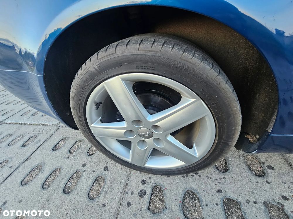 Audi A4 Avant 2.0 TDI - 30