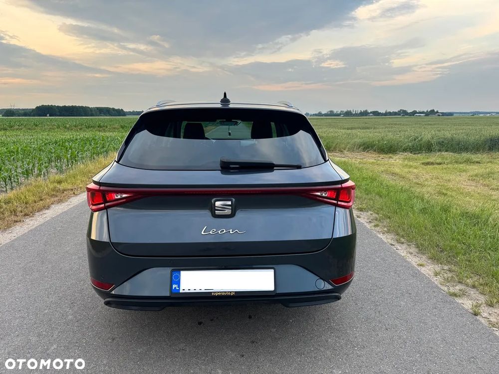 Seat Leon 1.5 eTSI Xcellence DSG - 7