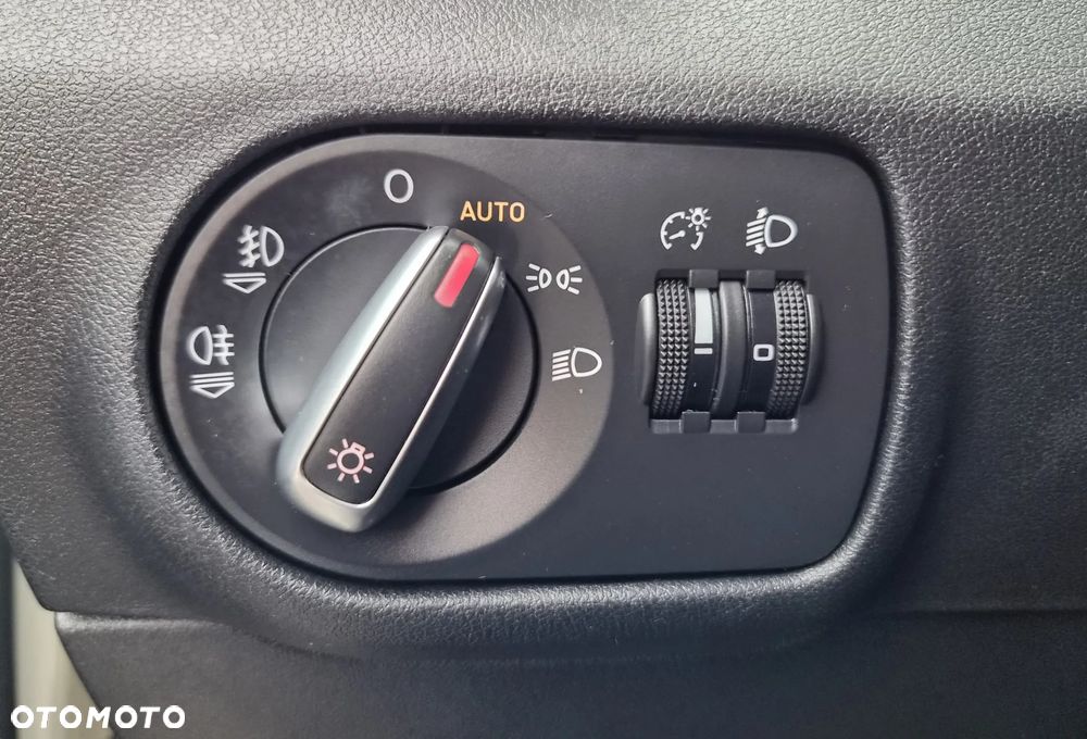 Audi A1 3-drzwiowe 1.2 TFSI Ambition - 25