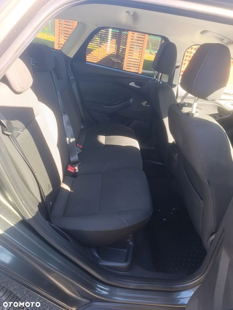 Ford Focus - 8
