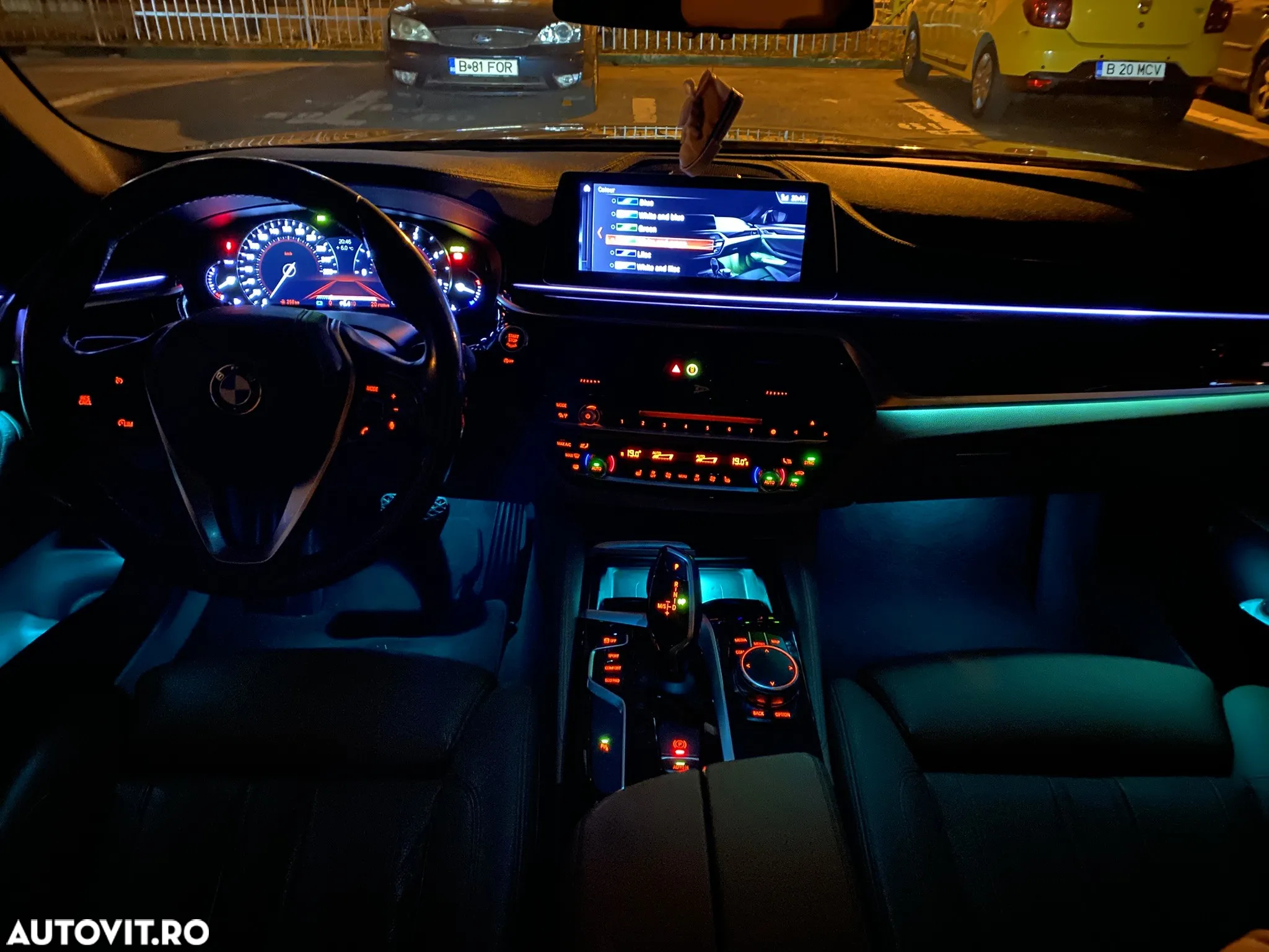 BMW Seria 5 520d Aut. Luxury Line - 32