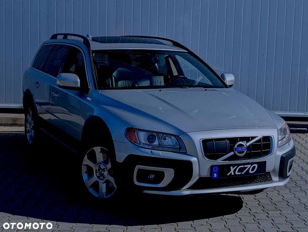 Volvo XC 70 - 4