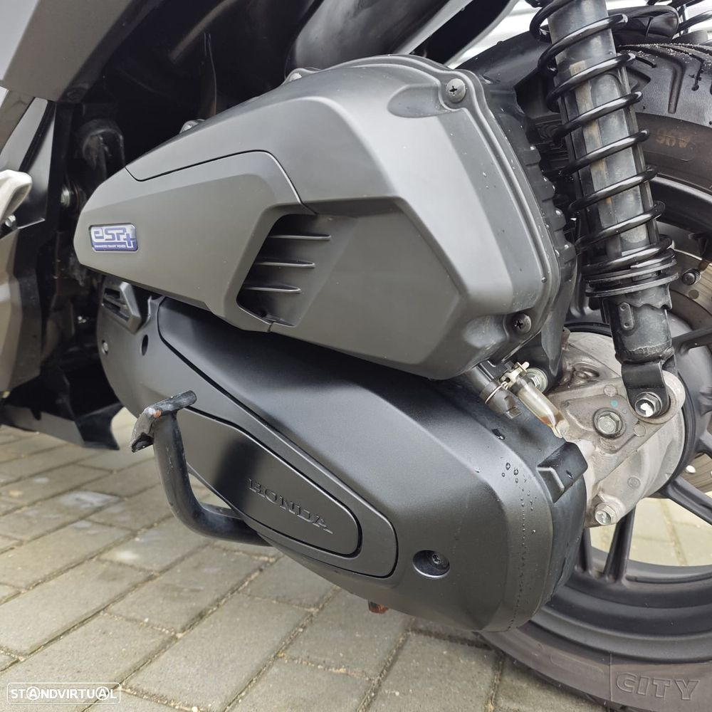 Honda Forza 125 - 13