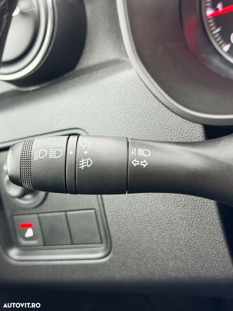 Dacia Duster TCe 100 Essential - 30