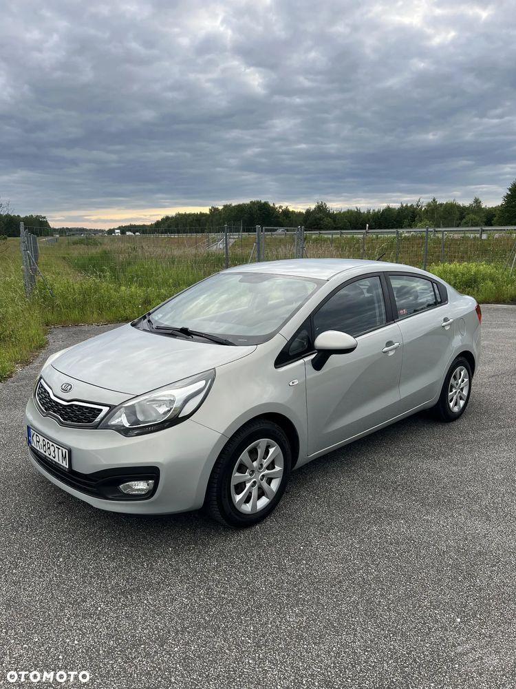 Kia Rio - 7
