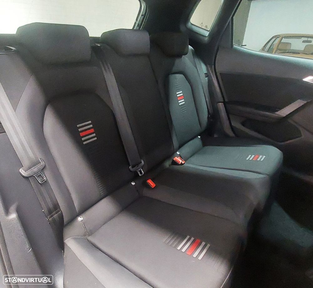 SEAT Arona 1.0 TSI FR - 11