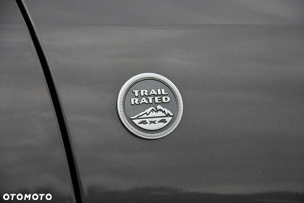 Jeep Grand Cherokee - 4
