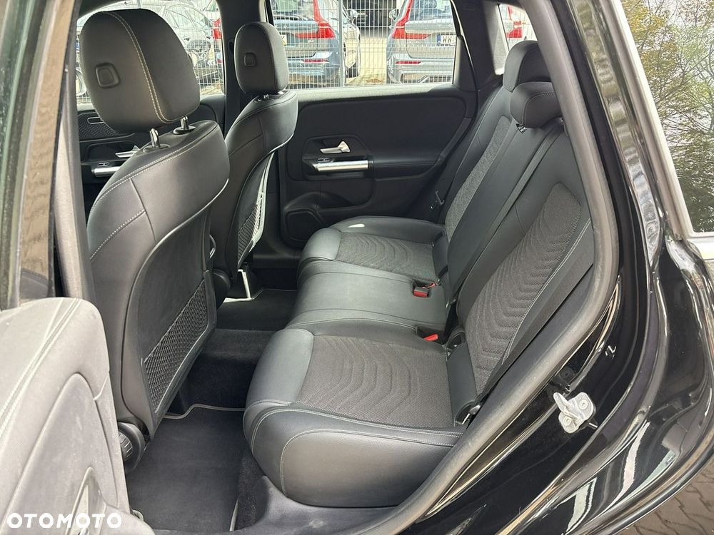 Mercedes-Benz Klasa B 220 d 8G-DCT - 19