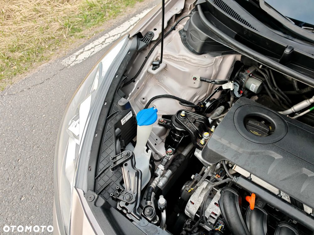 Hyundai i30 1.4 Trend - 12