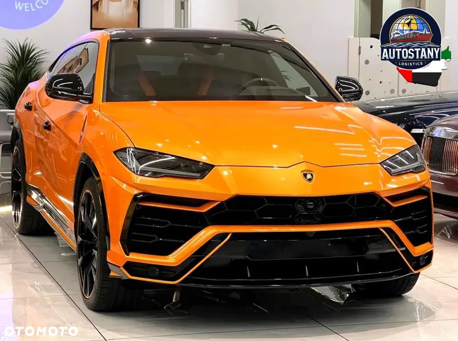 Lamborghini Urus - 1