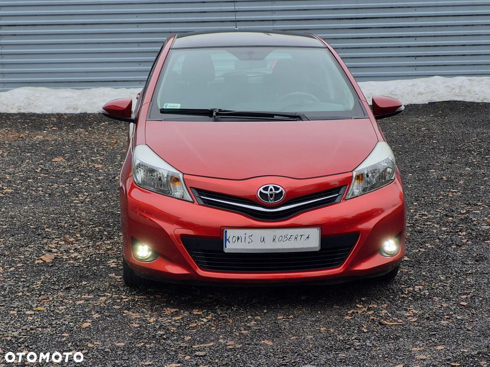 Toyota Yaris 1.33 Premium - 2