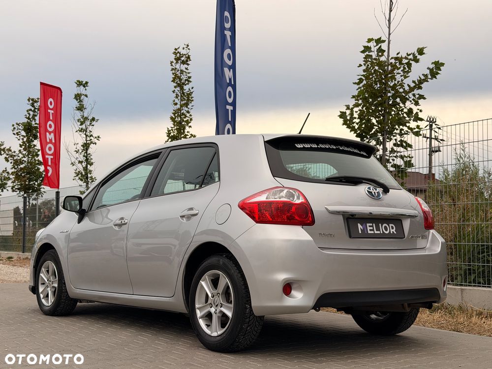 Toyota Auris - 12