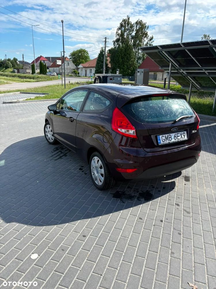 Ford Fiesta 1.25 Ambiente EU5 - 3