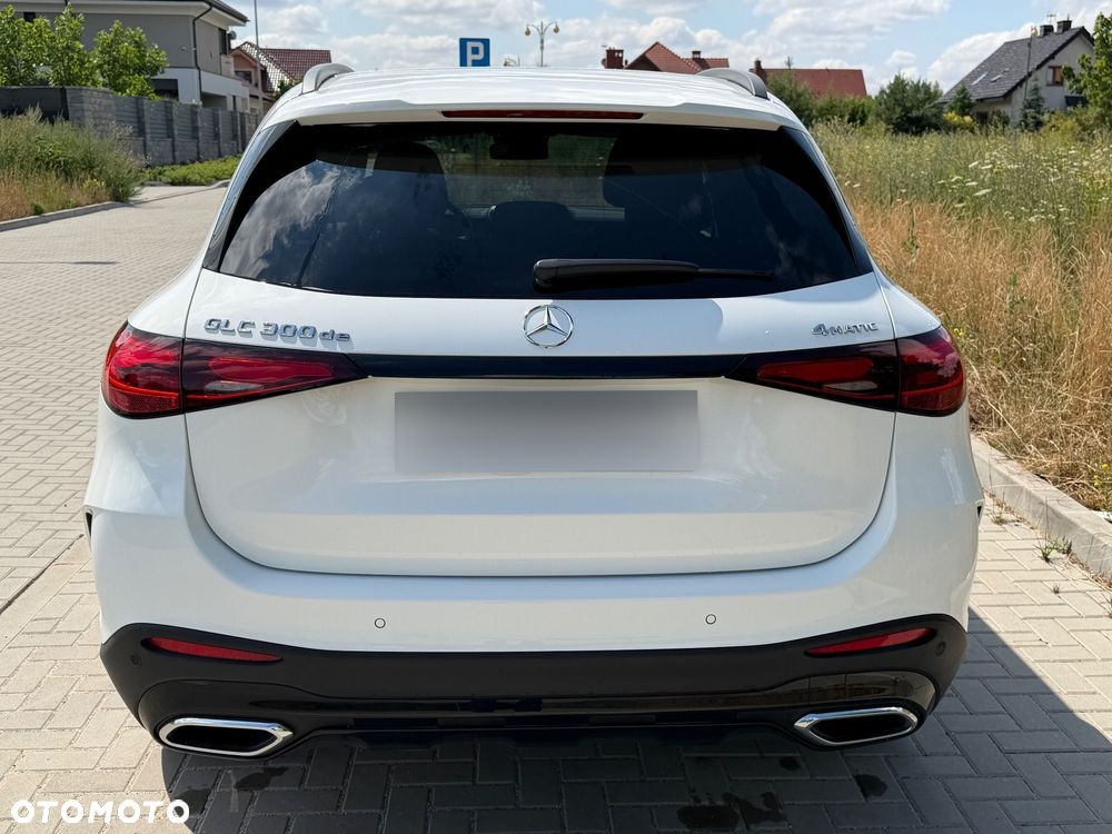 Mercedes-Benz GLC 300 de PHEV 4-Matic AMG Line - 6