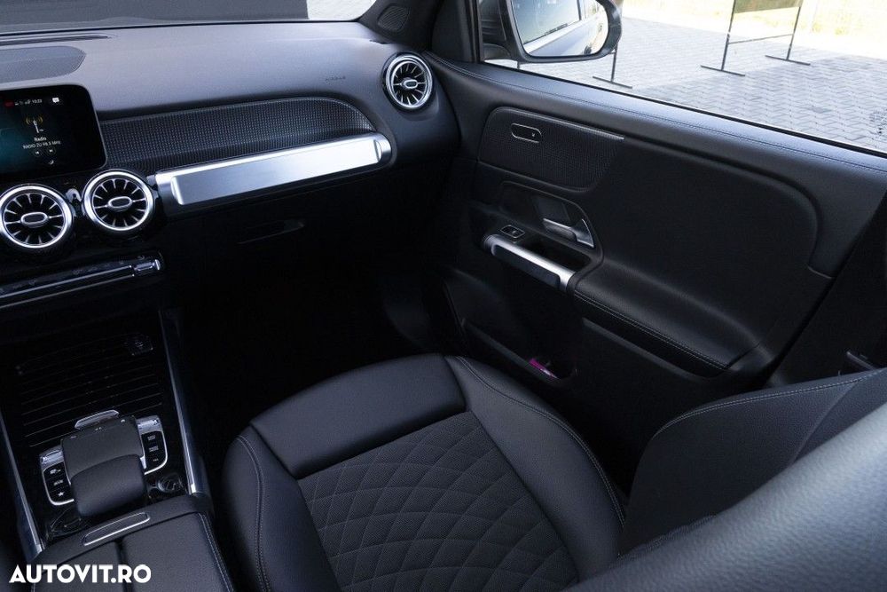 Mercedes-Benz GLB - 21