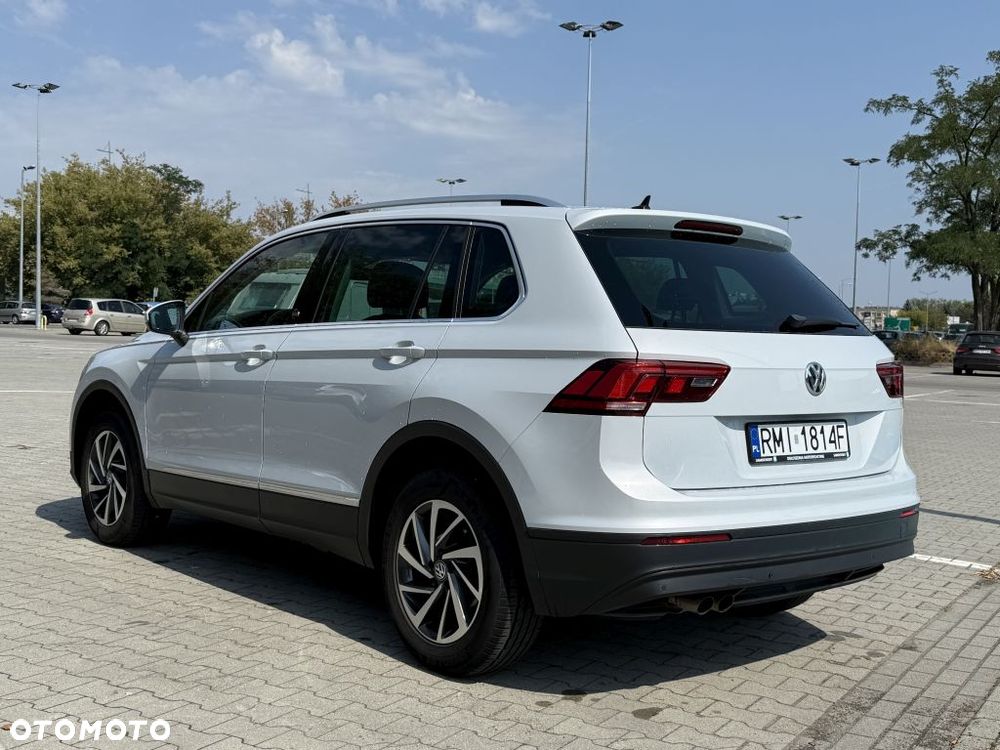 Volkswagen Tiguan 2.0 TDI SCR (BlueMotion Technology) DSG Comfortline - 4