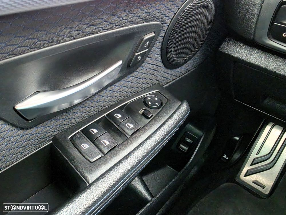 BMW 216 Active Tourer d Pack M - 8