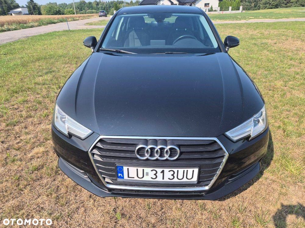 Audi A4 Avant - 13