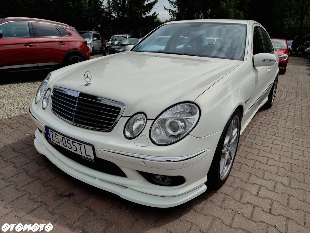 Mercedes-Benz Klasa E 55 AMG - 4