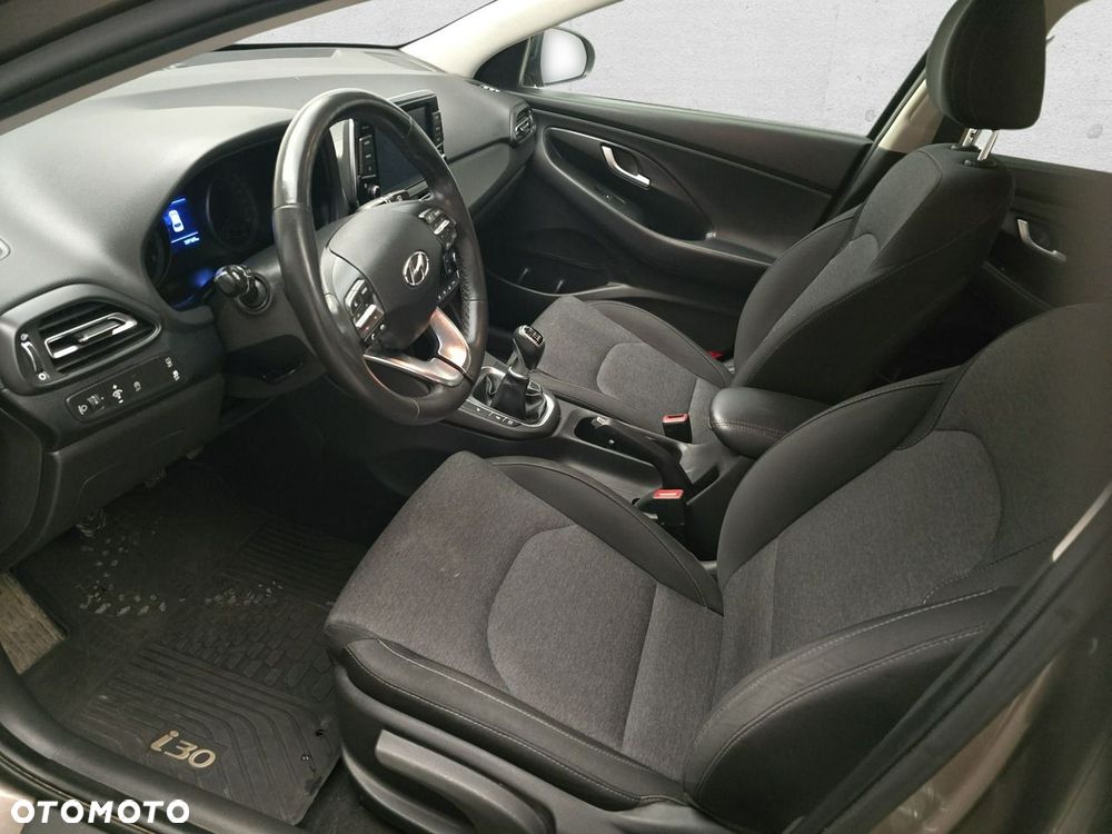 Hyundai i30 - 11
