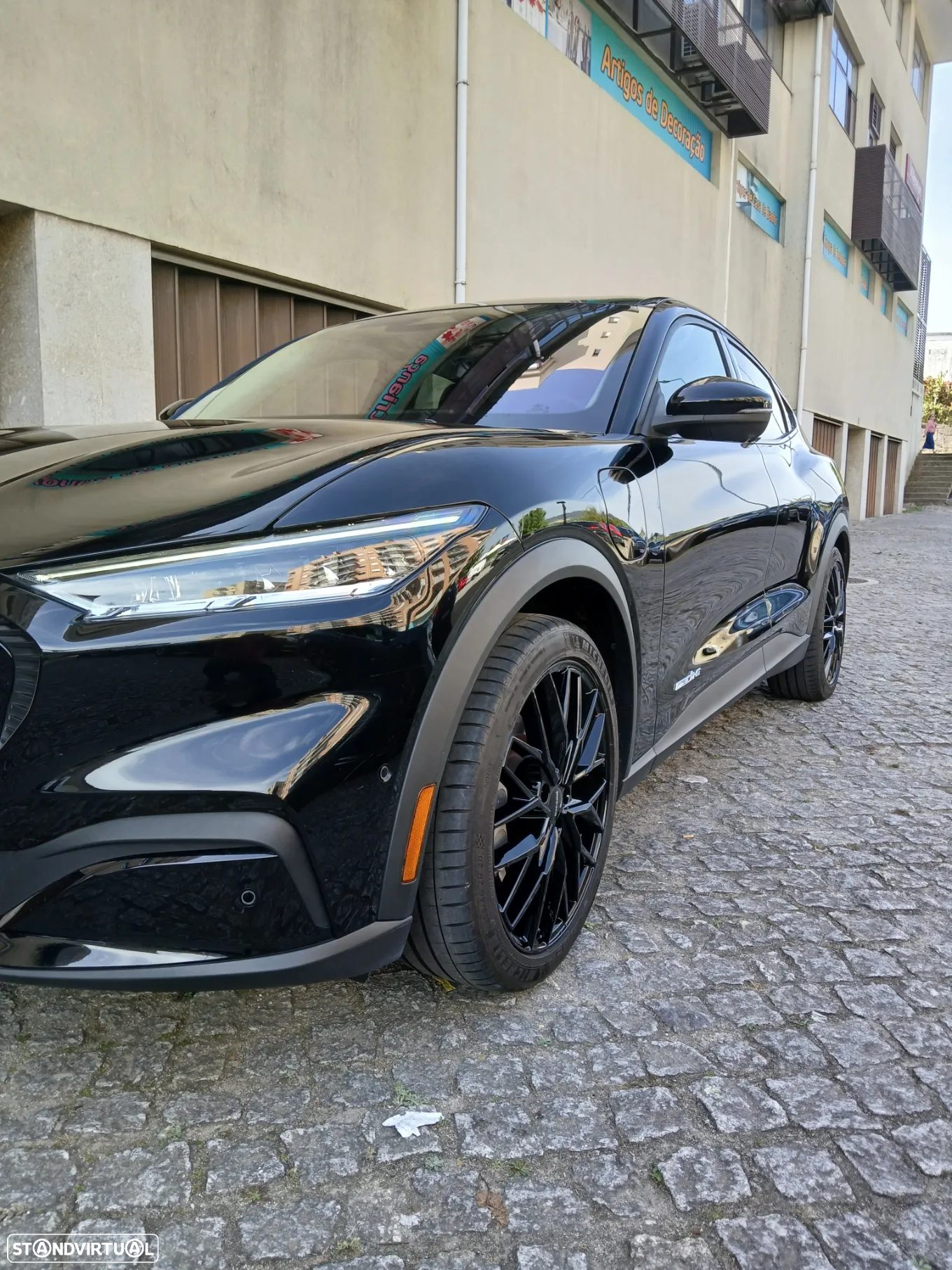 Ford Mustang Mach-E 75.7 kWh Premium AWD - 7