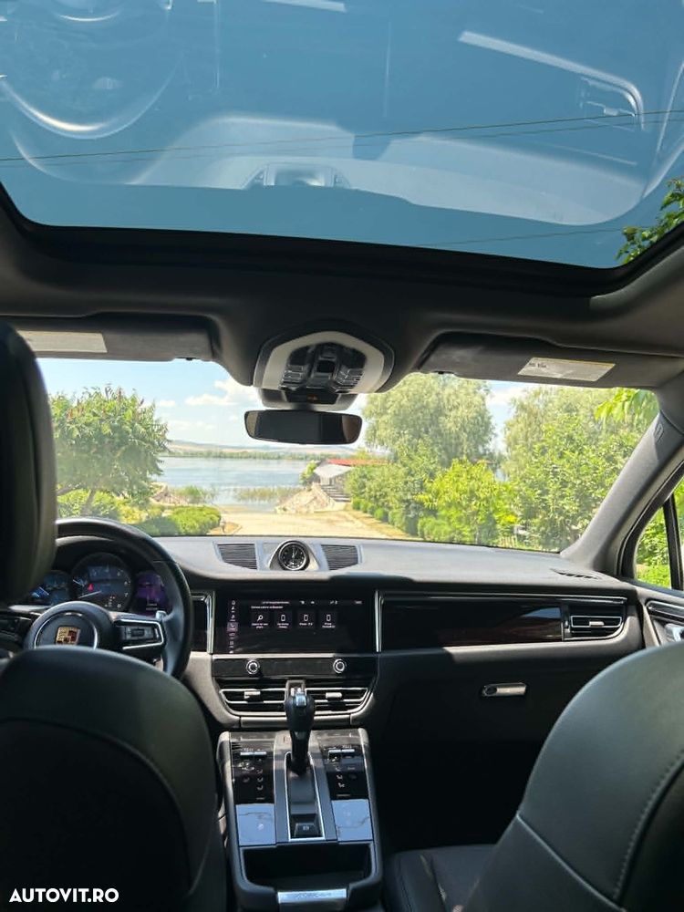 Porsche Macan - 15