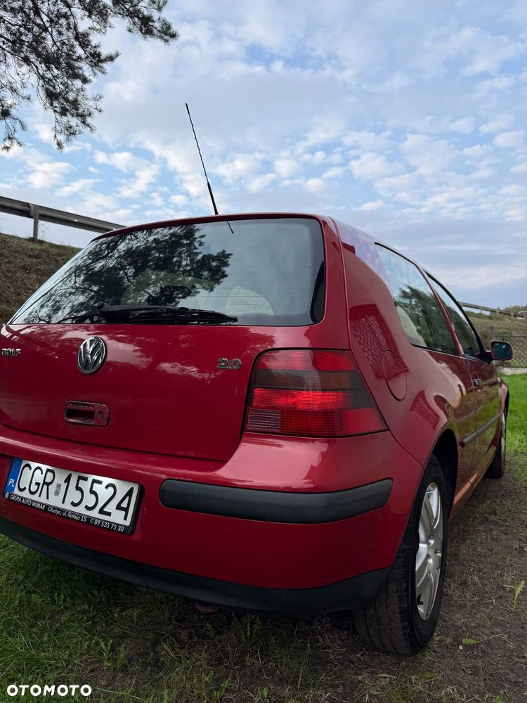Volkswagen Golf - 9