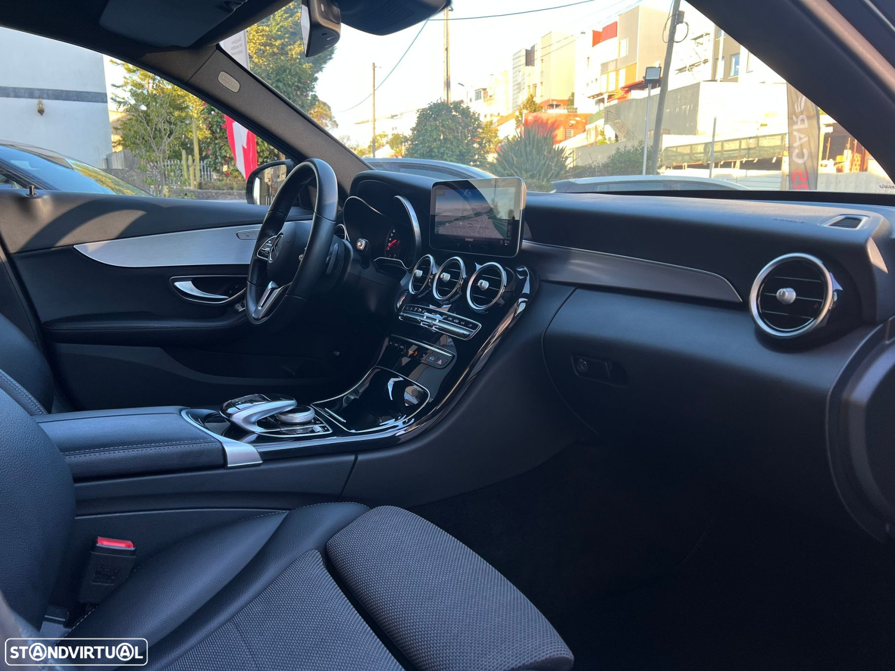 Mercedes-Benz C 220 d Avantgarde - 24