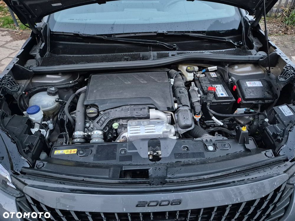 Peugeot 2008 PureTech 130 EAT8 Allure - 20