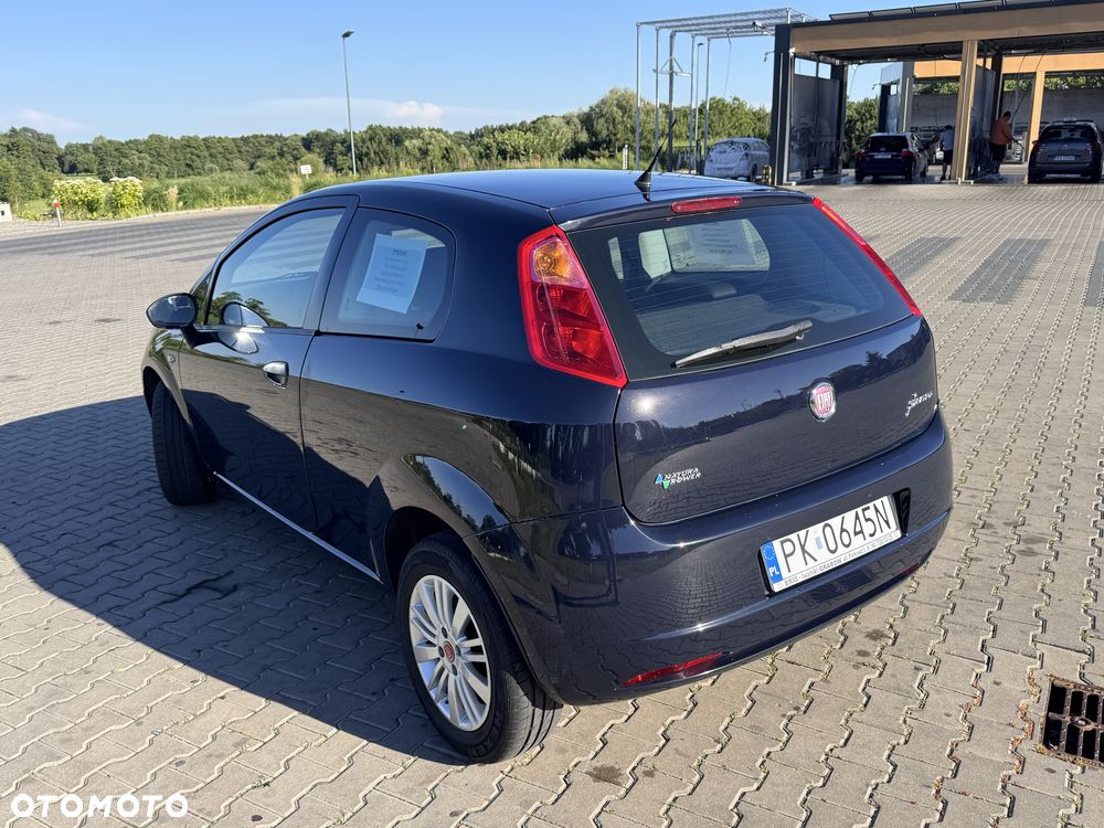 Fiat Grande Punto - 5