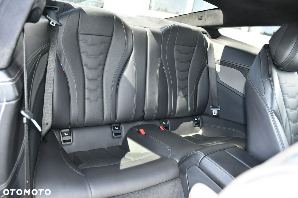 BMW Seria 8 840d xDrive - 34