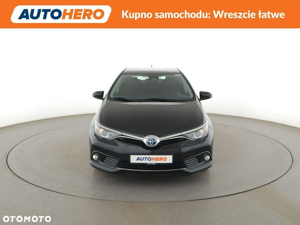 Toyota Auris Hybrid 135 Active - 12