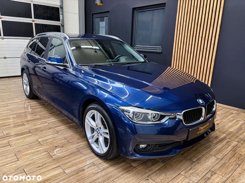 BMW Seria 3 320d Sport Line - 4