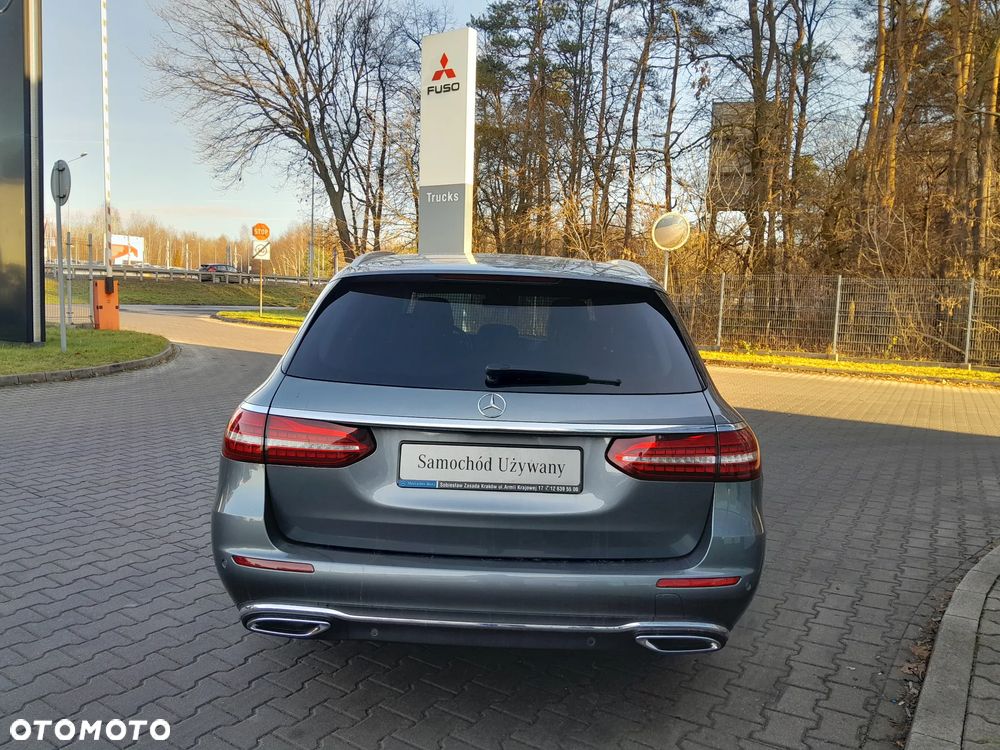 Mercedes-Benz Klasa E 220 d 4-Matic Avantgarde - 5