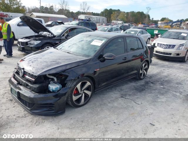 Volkswagen Golf GTI (BlueMotion Technology) DSG - 3