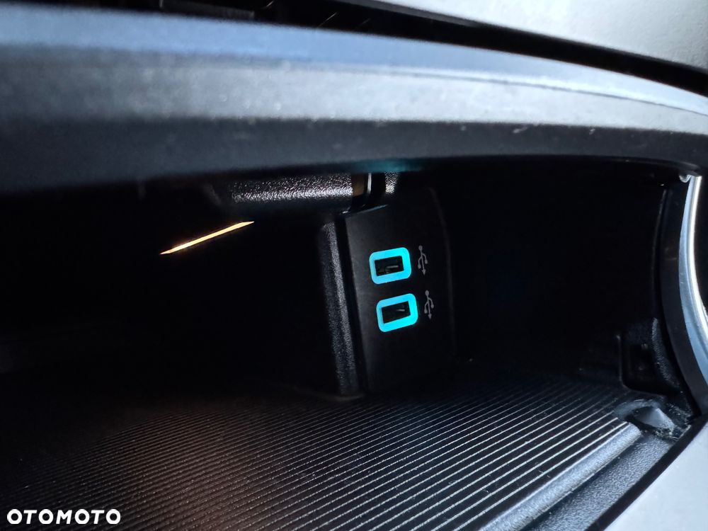 Ford Edge 2.0 TDCi Bi-Turbo 4x4 Sport - 24