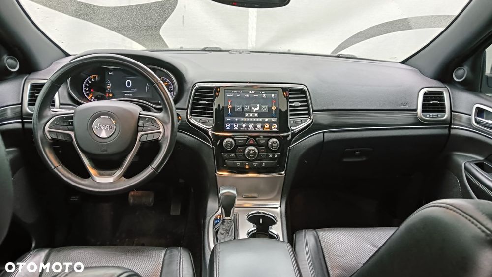 Jeep Grand Cherokee - 17