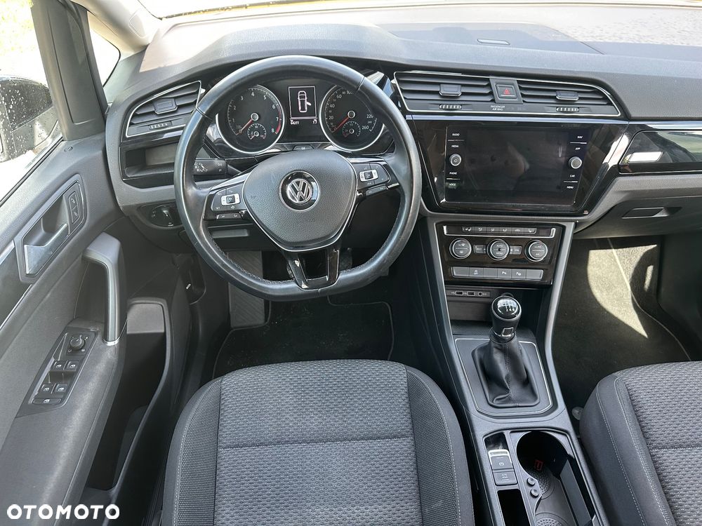 Volkswagen Touran 1.5 TSI EVO Comfortline - 25
