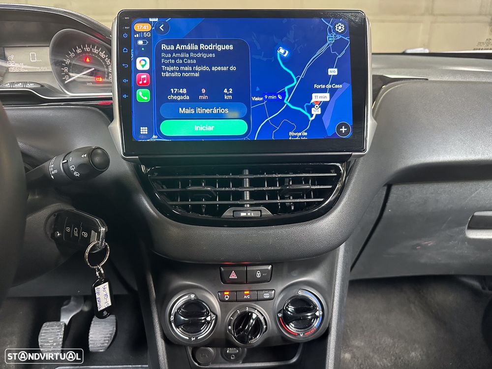 Peugeot 208 1.2 PureTech Style - 16