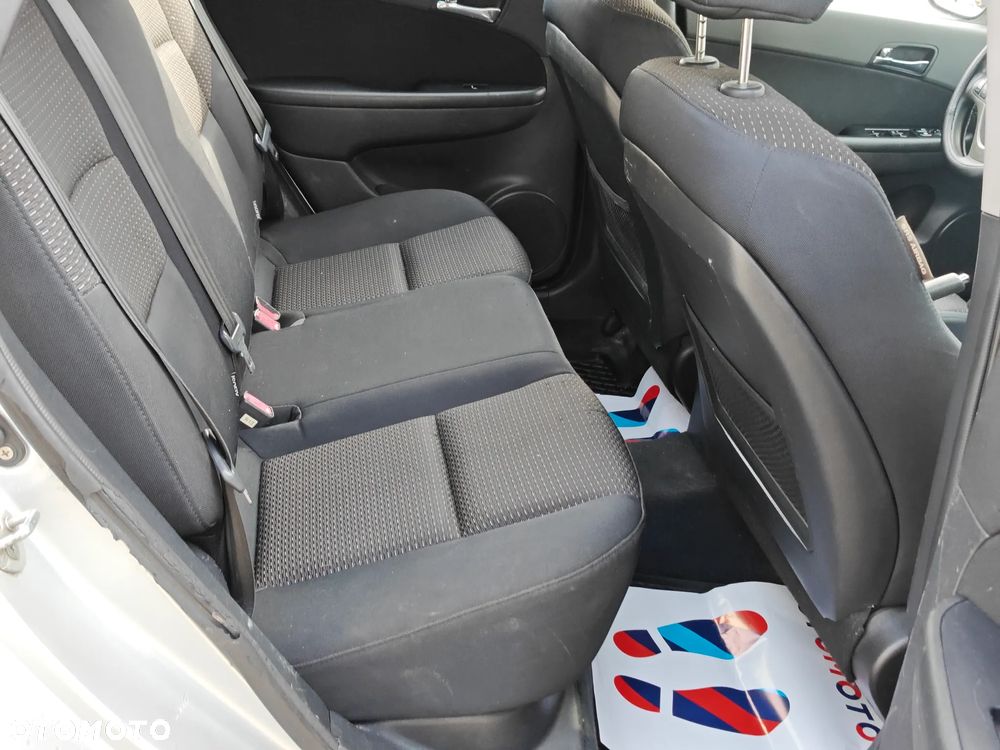 Hyundai i30 1.4 Classic + - 8