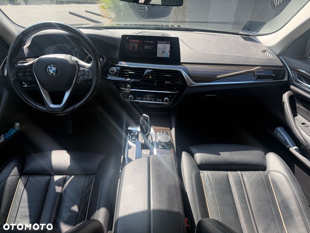 BMW Seria 5 520d Luxury Line sport - 5