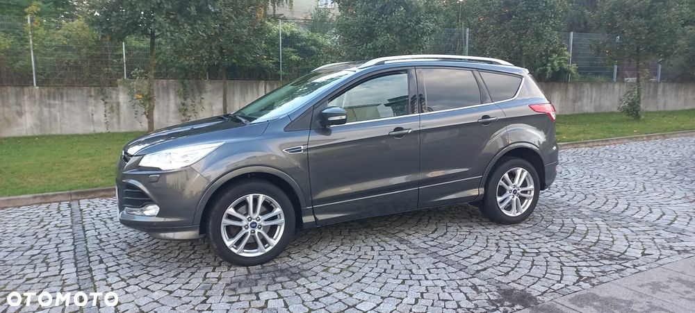Ford Kuga 1.5 EcoBoost 4x4 Titanium - 14
