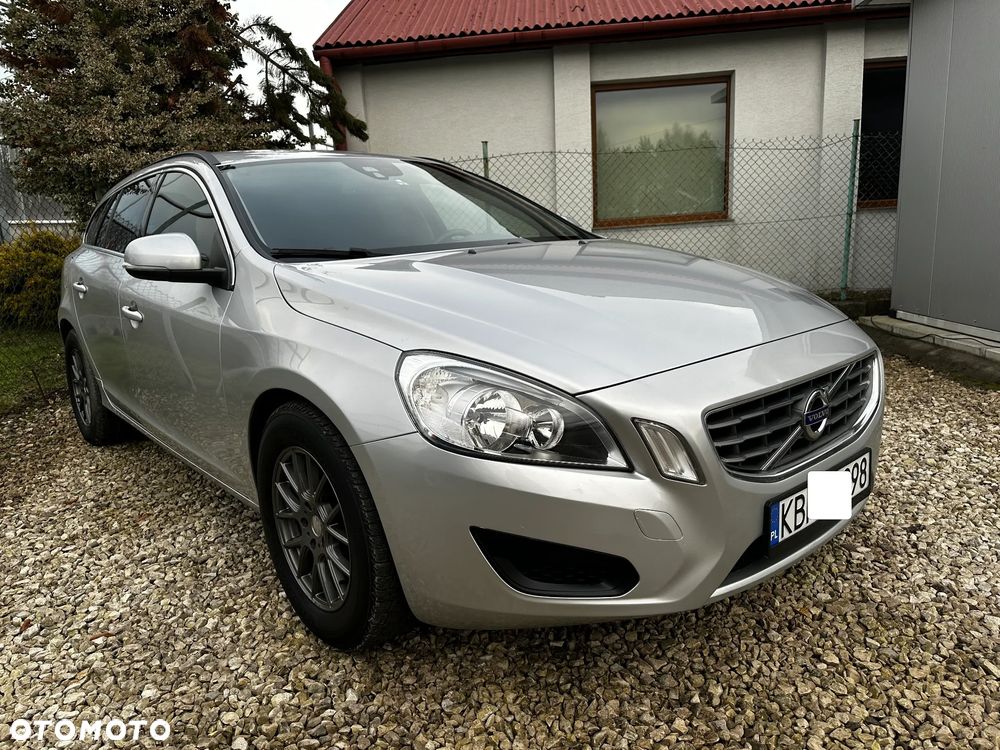 Volvo V60 D3 Momentum - 10