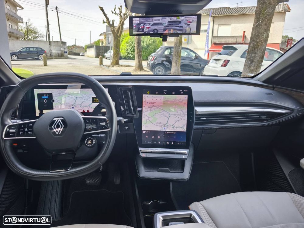 Renault Mégane E-Tech EV60 Iconic Optimum Charge - 24