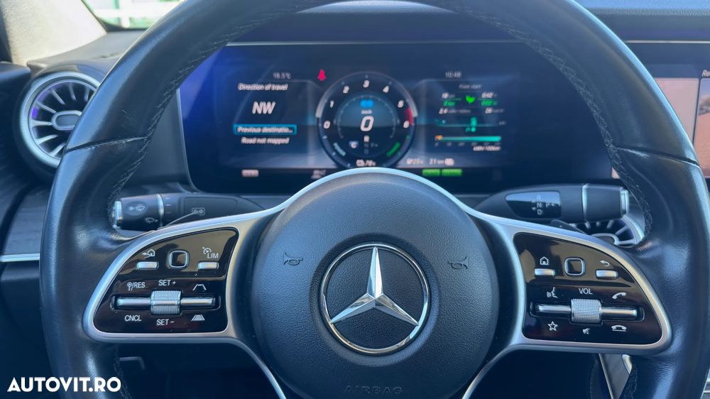 Mercedes-Benz E 300 Aut. - 11