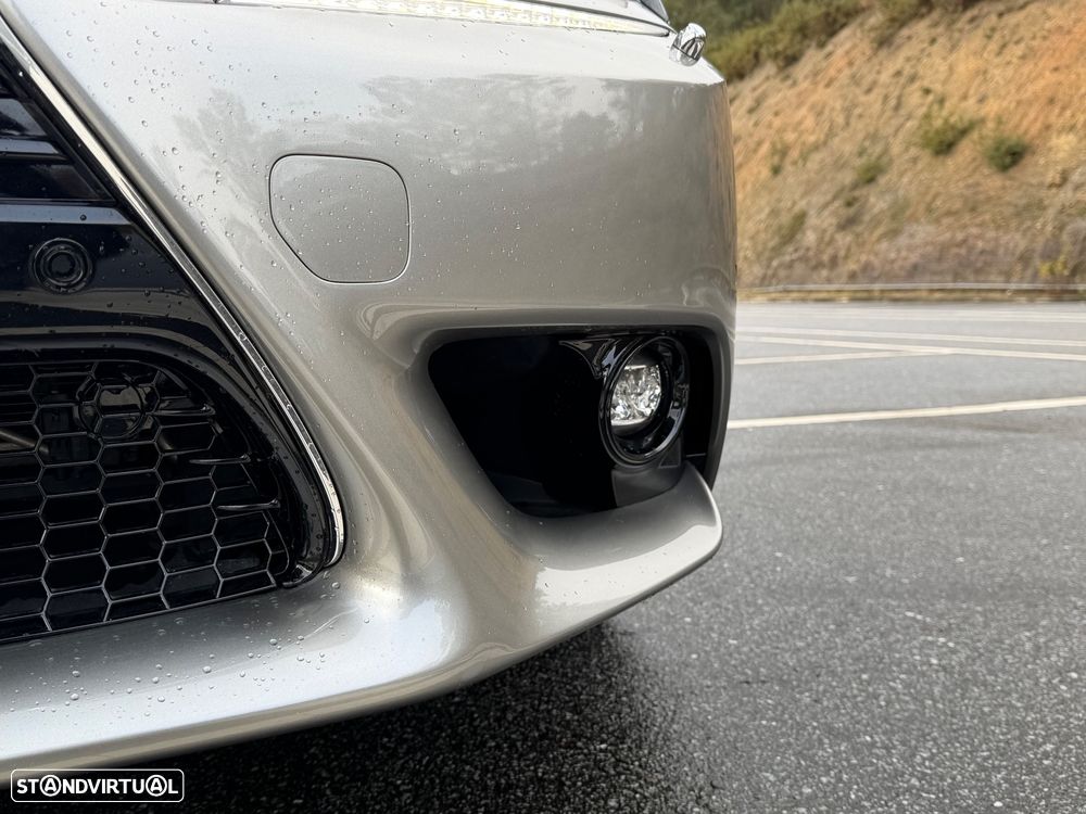 Lexus IS 300H Pack Executive+ - 18